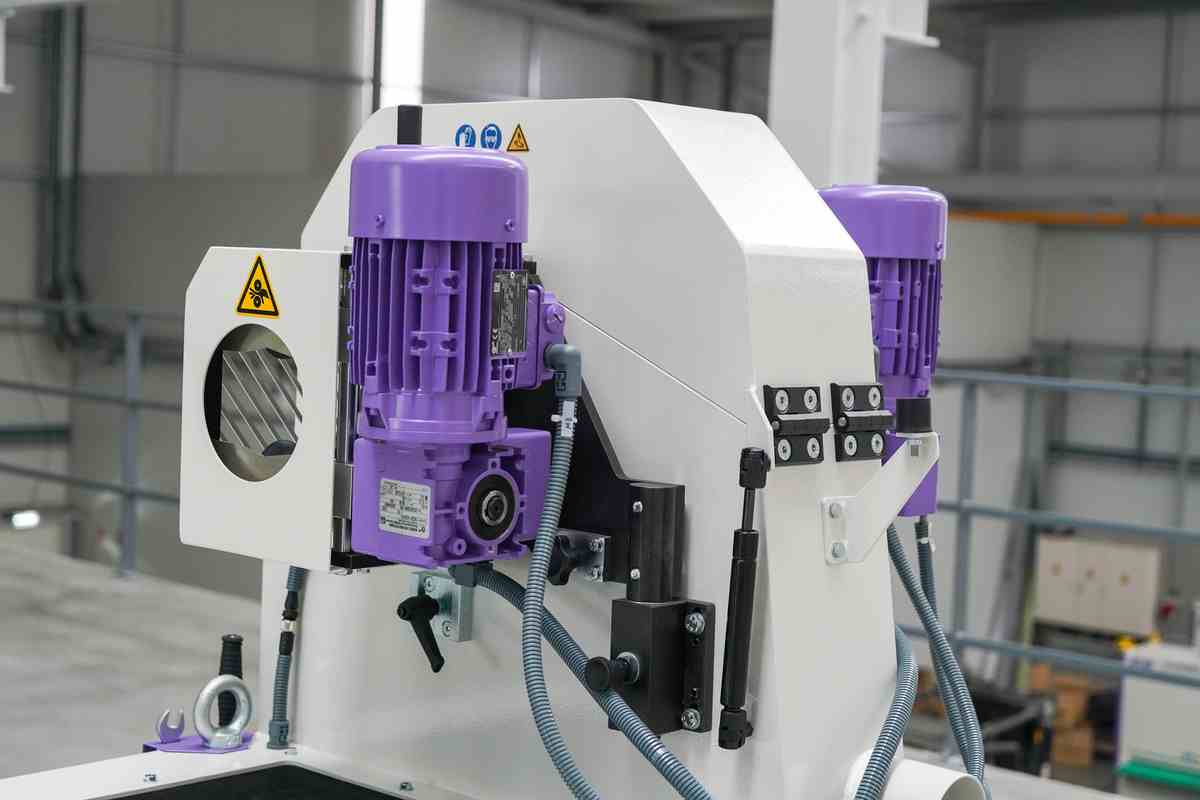 pipe-polishing-automatic-feeding-system